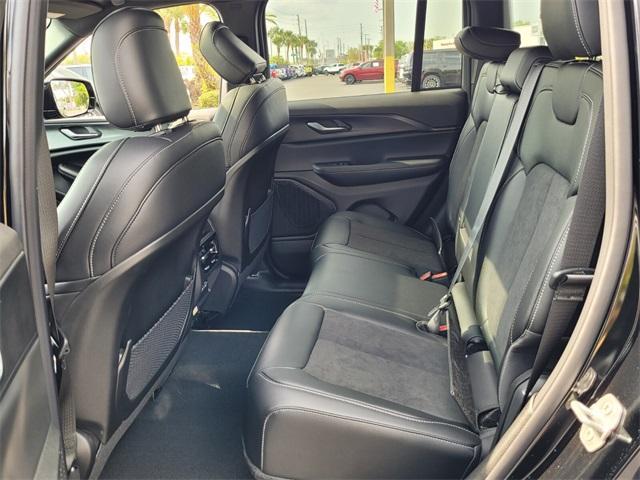 new 2025 Jeep Grand Cherokee car, priced at $35,267