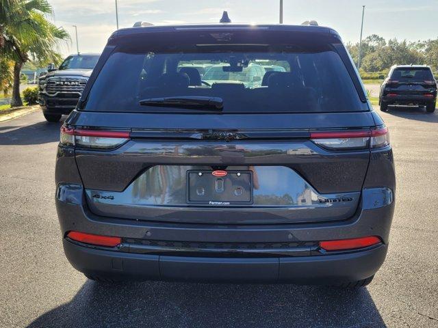 new 2025 Jeep Grand Cherokee car, priced at $44,831
