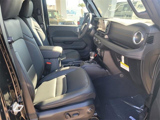 new 2025 Jeep Gladiator car, priced at $43,997