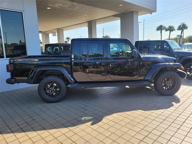 new 2025 Jeep Gladiator car, priced at $43,997