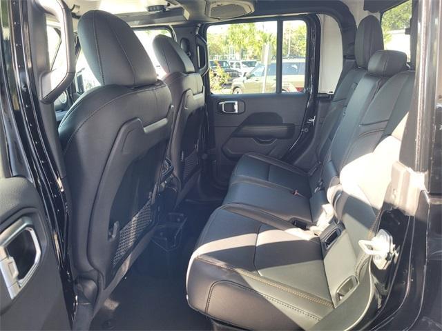 new 2025 Jeep Gladiator car, priced at $43,997