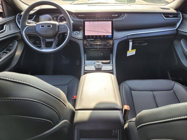 new 2025 Jeep Grand Cherokee car, priced at $38,554