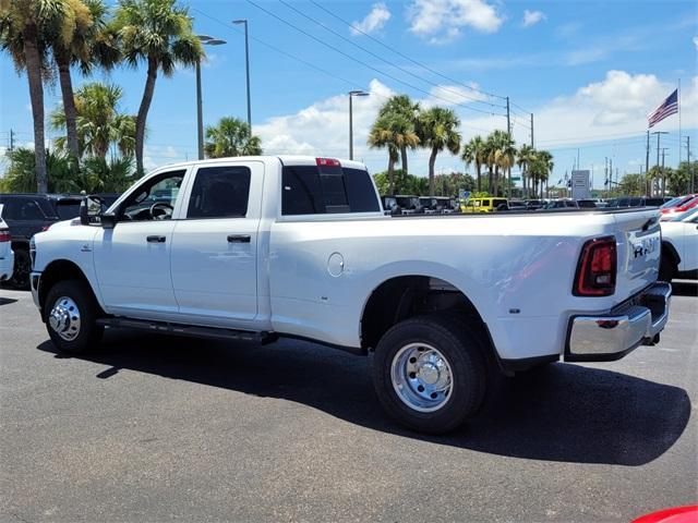 new 2025 Ram 3500 car, priced at $63,889