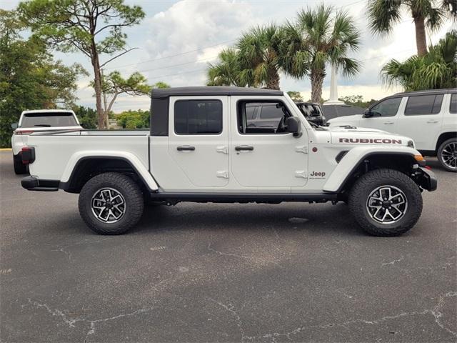 new 2025 Jeep Gladiator car, priced at $47,997