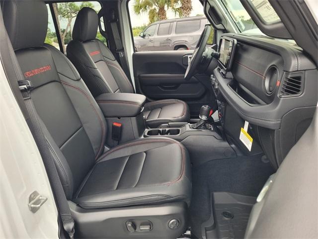 new 2025 Jeep Gladiator car, priced at $47,997