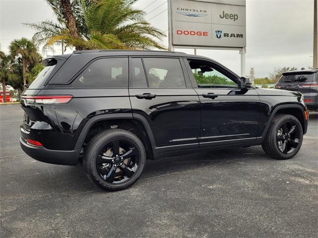 new 2025 Jeep Grand Cherokee car, priced at $38,654