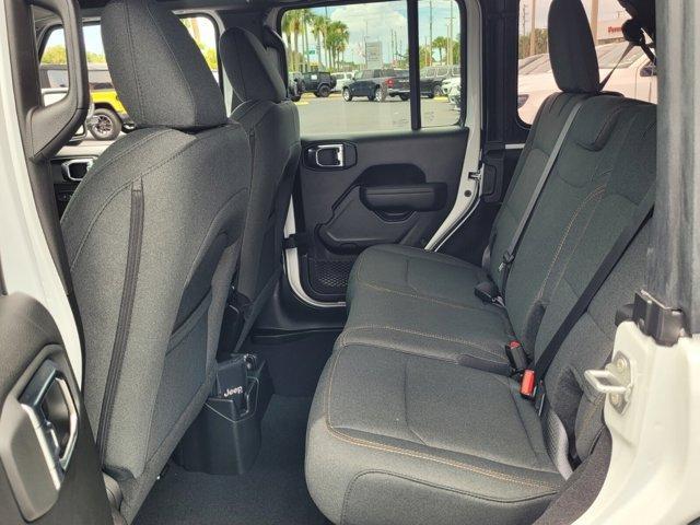 new 2025 Jeep Wrangler car, priced at $44,854