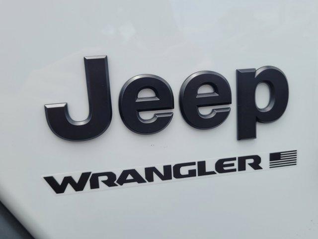 new 2025 Jeep Wrangler car, priced at $44,854