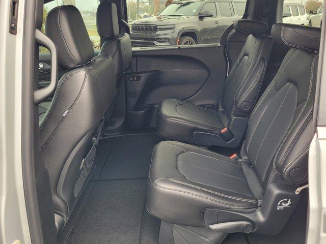 new 2026 Chrysler Pacifica car, priced at $38,398