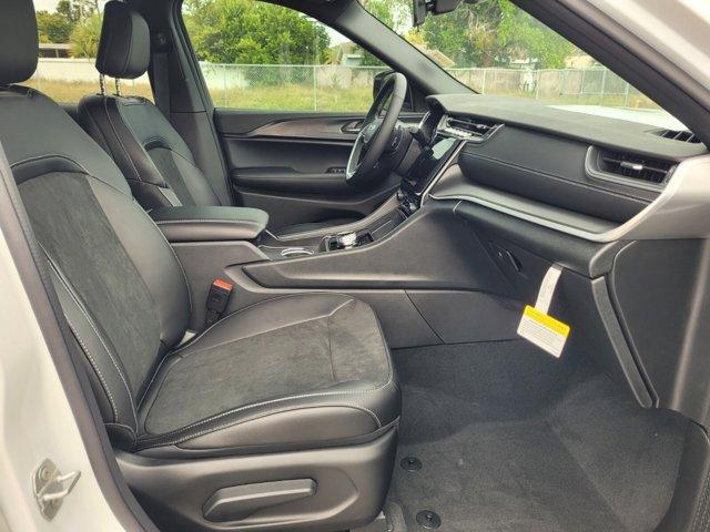 new 2025 Jeep Grand Cherokee car, priced at $34,461