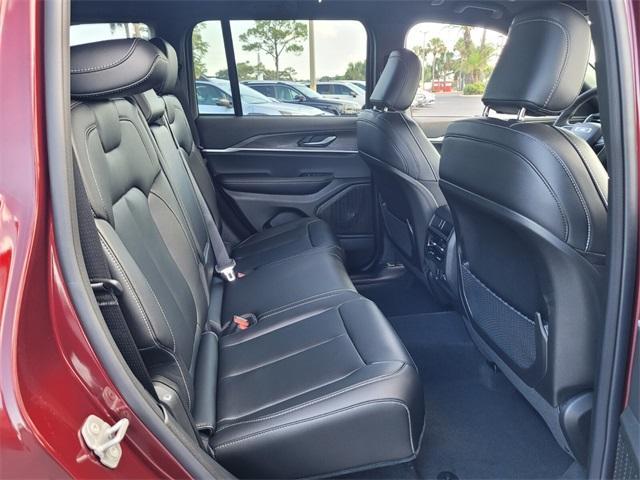 new 2025 Jeep Grand Cherokee car, priced at $41,788
