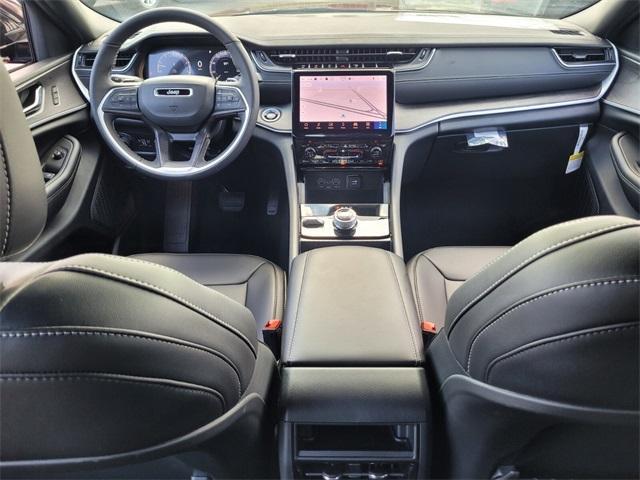 new 2025 Jeep Grand Cherokee car, priced at $41,788