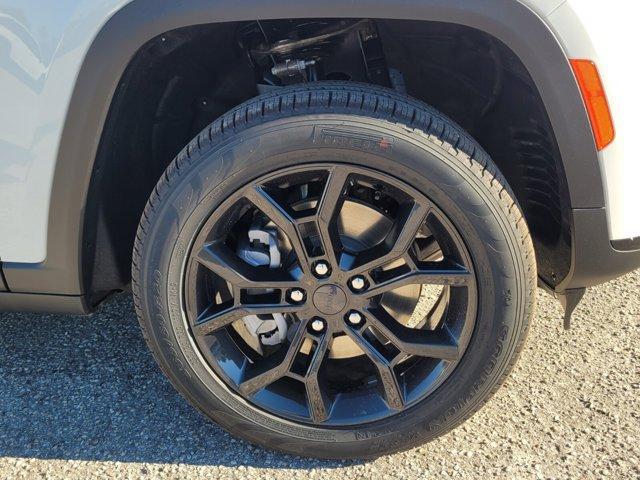 new 2025 Jeep Grand Cherokee L car, priced at $42,568