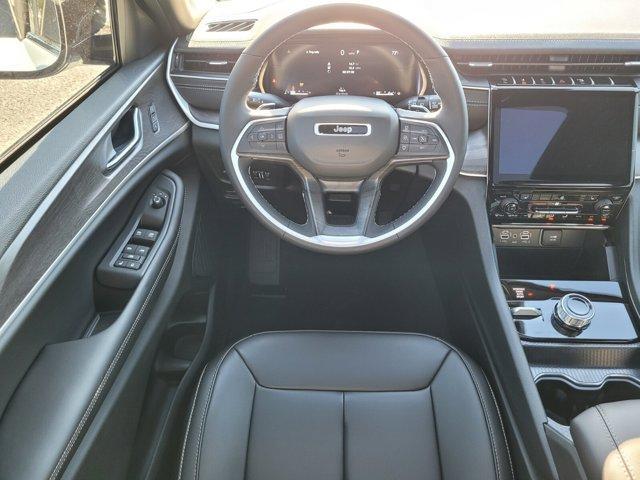 new 2025 Jeep Grand Cherokee L car, priced at $42,568
