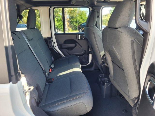 new 2025 Jeep Wrangler car, priced at $41,997