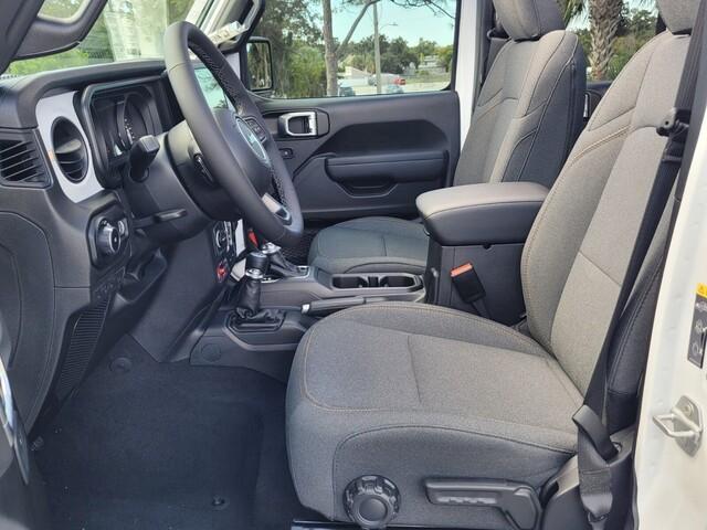 new 2026 Jeep Wrangler car, priced at $53,594