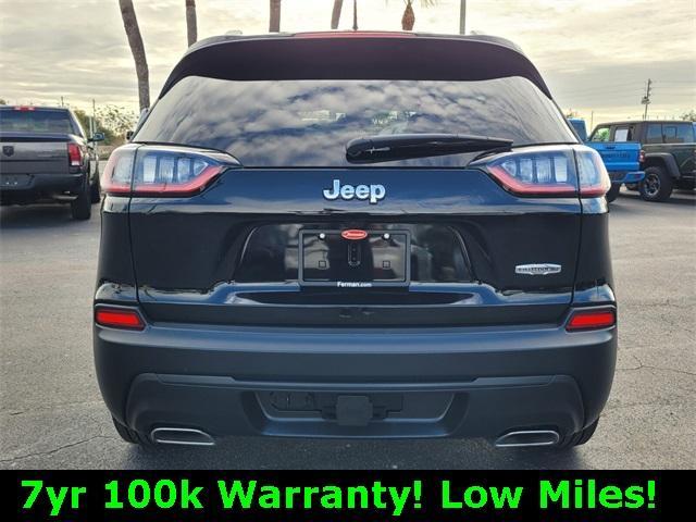 used 2022 Jeep Cherokee car, priced at $23,995