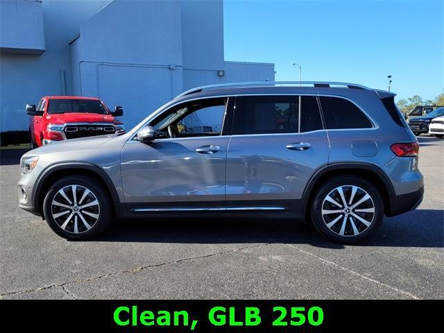 used 2020 Mercedes-Benz GLB 250 car, priced at $24,250