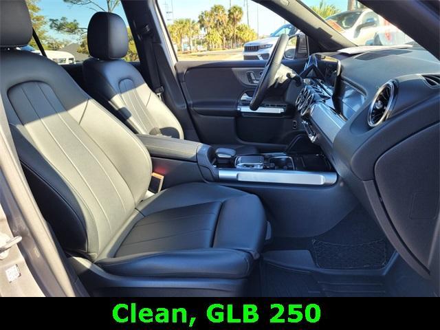 used 2020 Mercedes-Benz GLB 250 car, priced at $24,250