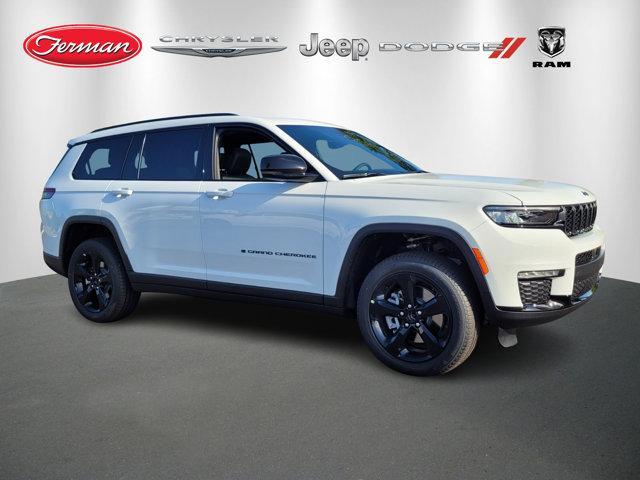 new 2025 Jeep Grand Cherokee L car, priced at $47,997