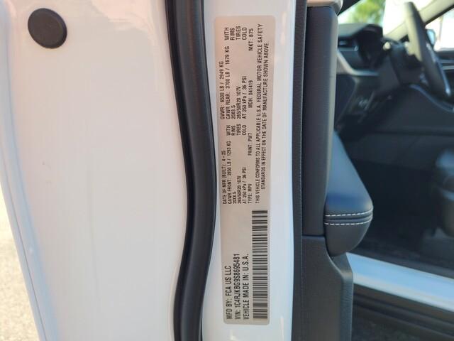new 2025 Jeep Grand Cherokee L car, priced at $45,674
