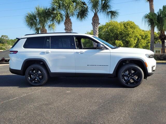 new 2025 Jeep Grand Cherokee L car, priced at $45,674