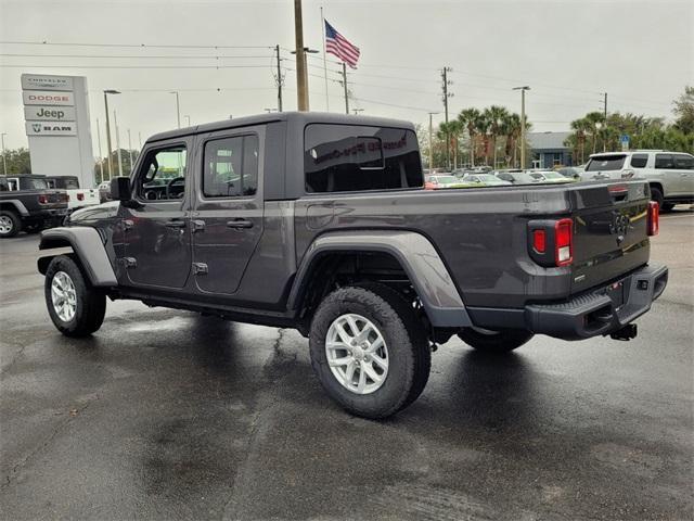 new 2023 Jeep Gladiator car, priced at $43,997