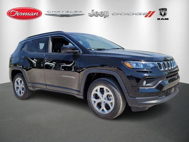 new 2024 Jeep Compass car, priced at $24,997