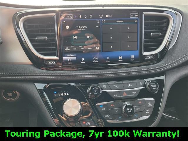 used 2024 Chrysler Pacifica car, priced at $32,500