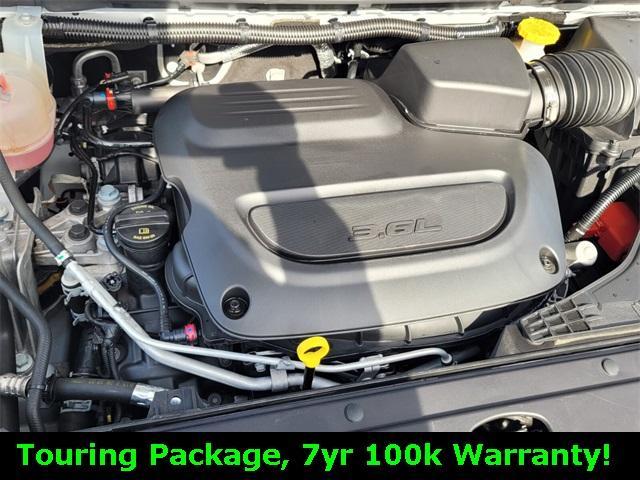 used 2024 Chrysler Pacifica car, priced at $32,500