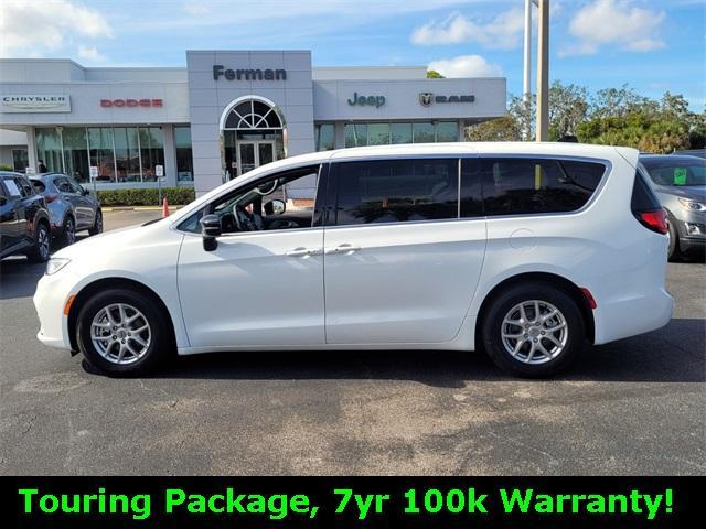 used 2024 Chrysler Pacifica car, priced at $32,500