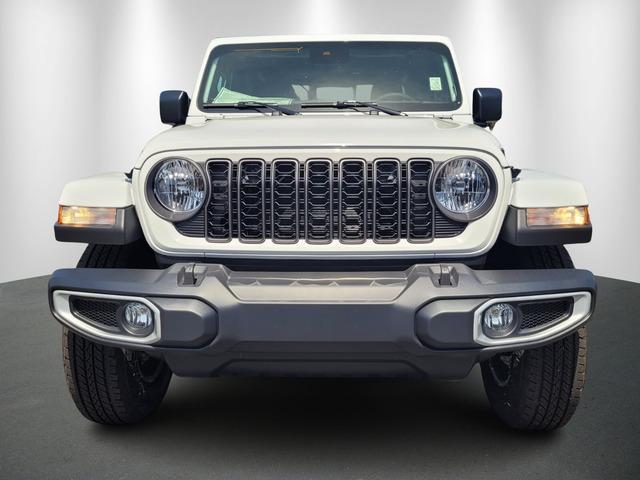 new 2024 Jeep Gladiator car, priced at $44,497