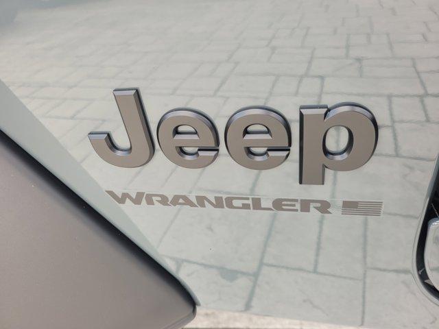 new 2025 Jeep Wrangler car, priced at $38,186