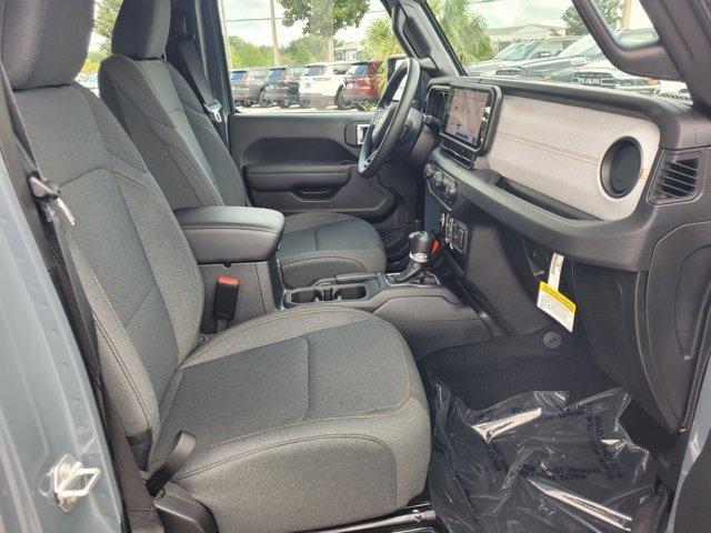 new 2025 Jeep Wrangler car, priced at $38,186