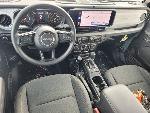 new 2025 Jeep Wrangler car, priced at $38,186
