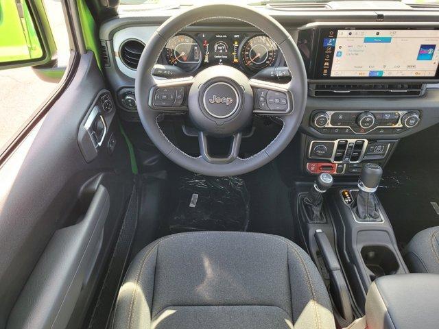 new 2025 Jeep Gladiator car, priced at $44,997