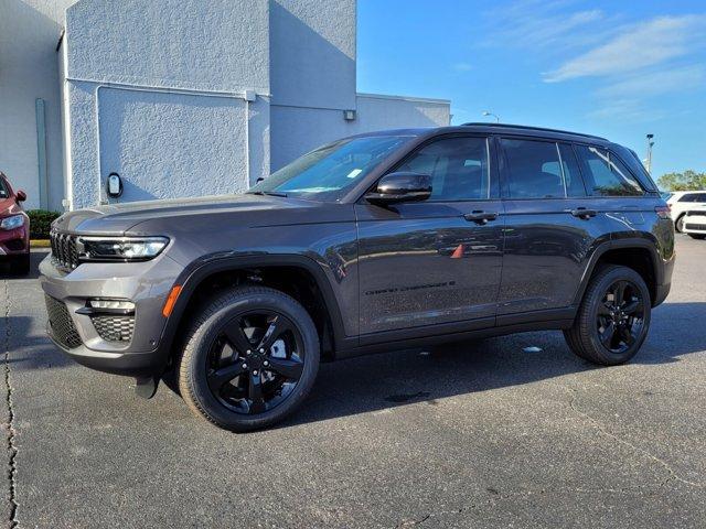 new 2024 Jeep Grand Cherokee car, priced at $48,497