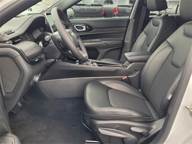 new 2025 Jeep Compass car, priced at $25,432