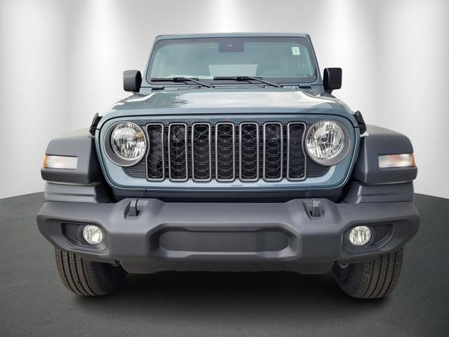 new 2025 Jeep Wrangler car, priced at $36,111