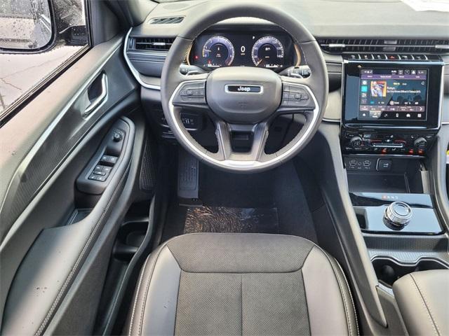 new 2025 Jeep Grand Cherokee car, priced at $38,997