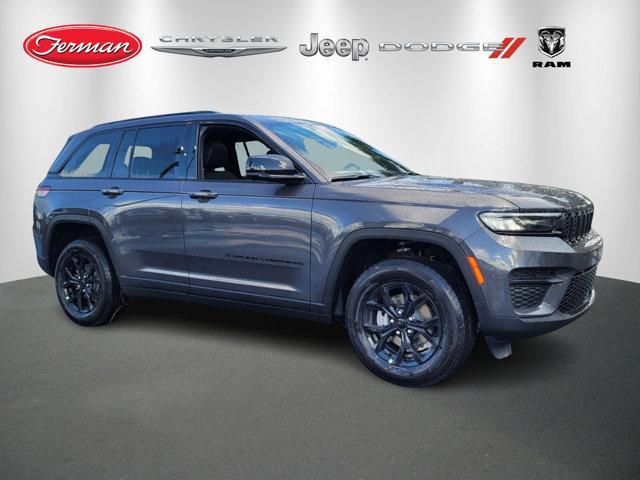 new 2025 Jeep Grand Cherokee car, priced at $39,997