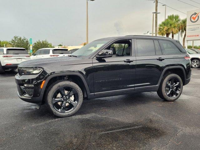 new 2025 Jeep Grand Cherokee car, priced at $45,821