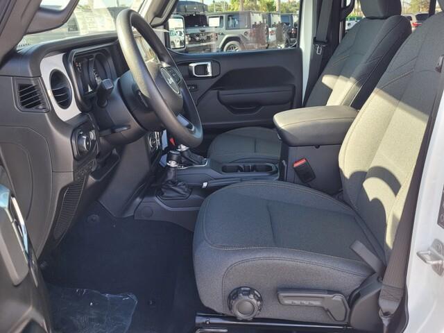 new 2025 Jeep Wrangler car, priced at $36,384