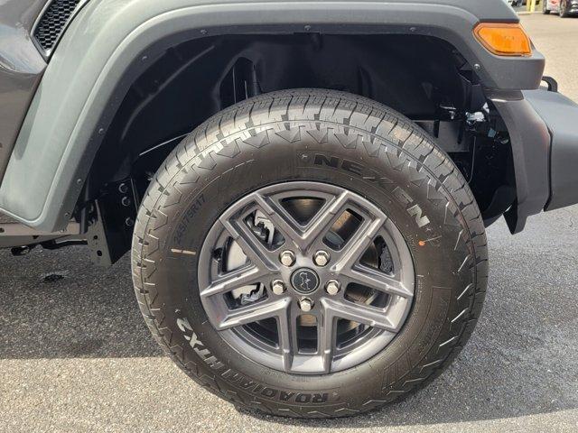 new 2026 Jeep Wrangler car, priced at $44,819