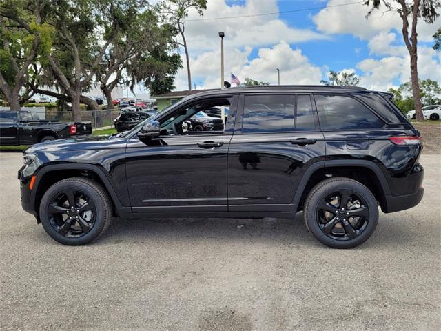 new 2024 Jeep Grand Cherokee car, priced at $44,569