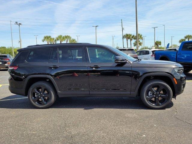 new 2024 Jeep Grand Cherokee L car, priced at $41,957