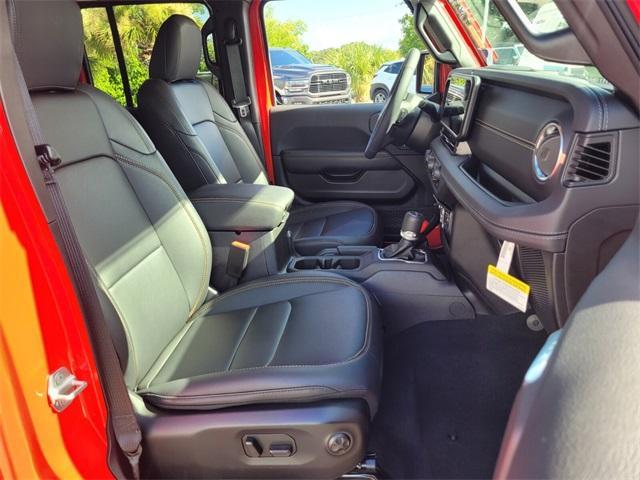 new 2025 Jeep Gladiator car, priced at $38,497
