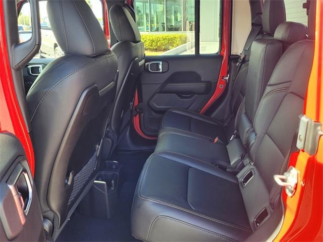 new 2025 Jeep Gladiator car, priced at $38,497
