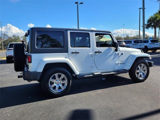 used 2015 Jeep Wrangler Unlimited car, priced at $19,900