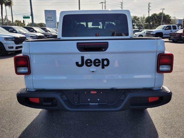 new 2026 Jeep Gladiator car, priced at $44,356